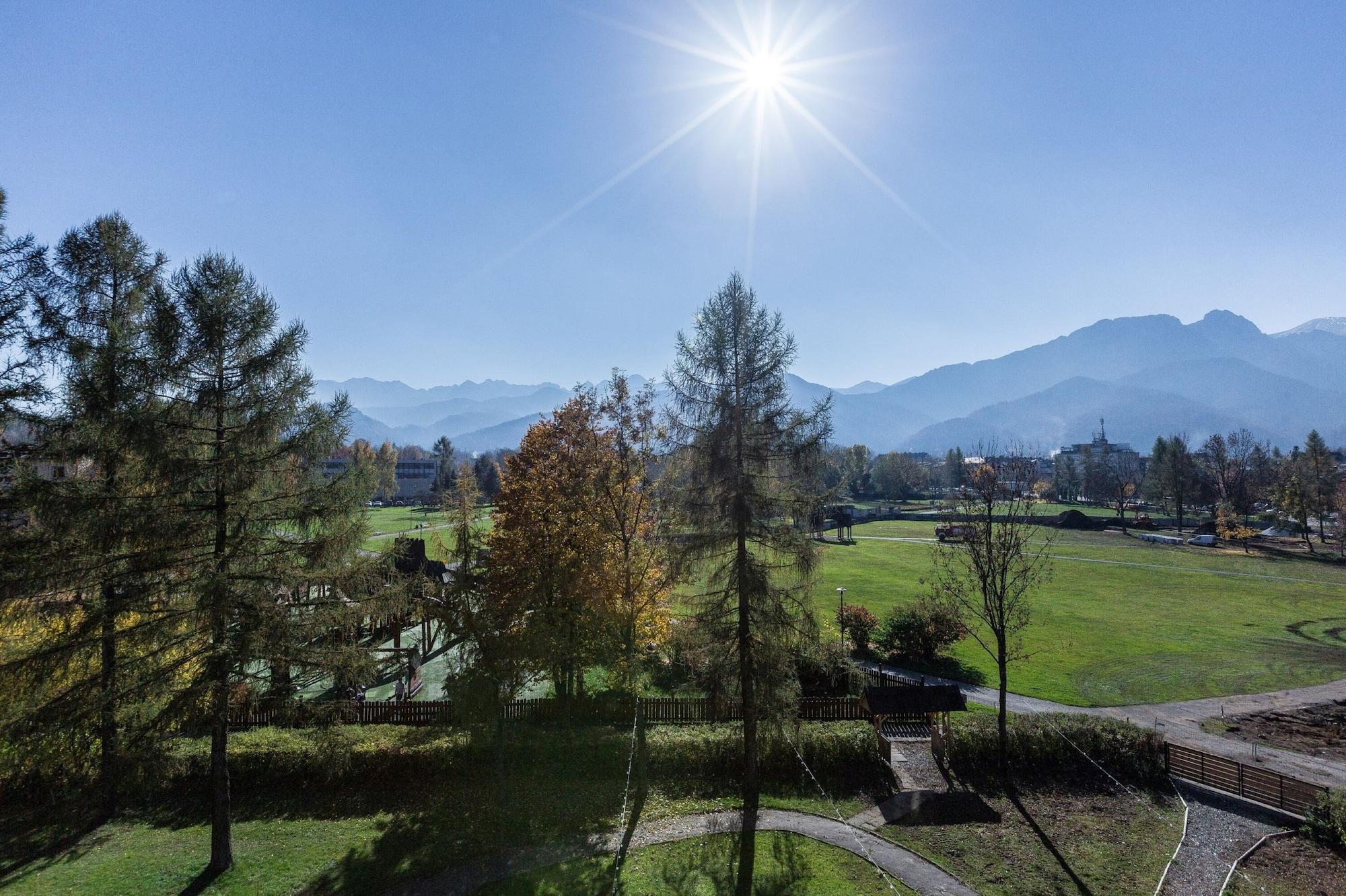 Hotel Helios 300M Od Krupowek Nowy Basen Od 12 Lipca Zakopane Eksteriør billede