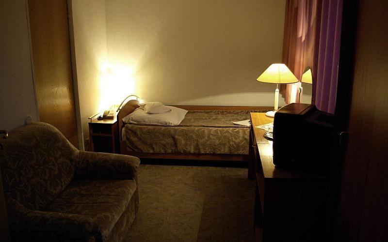 Hotel Helios 300M Od Krupowek Nowy Basen Od 12 Lipca Zakopane Værelse billede