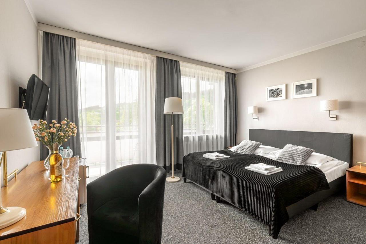 Hotel Helios 300M Od Krupowek Nowy Basen Od 12 Lipca Zakopane Eksteriør billede