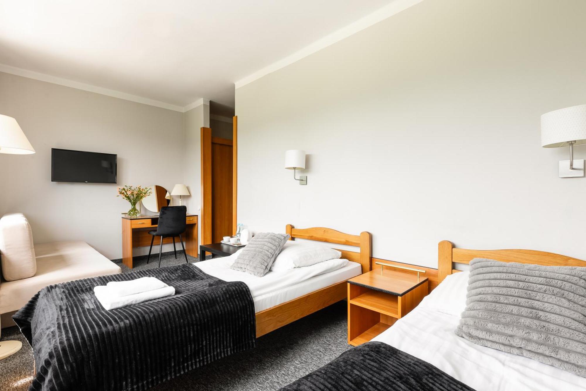 Hotel Helios 300M Od Krupowek Nowy Basen Od 12 Lipca Zakopane Eksteriør billede