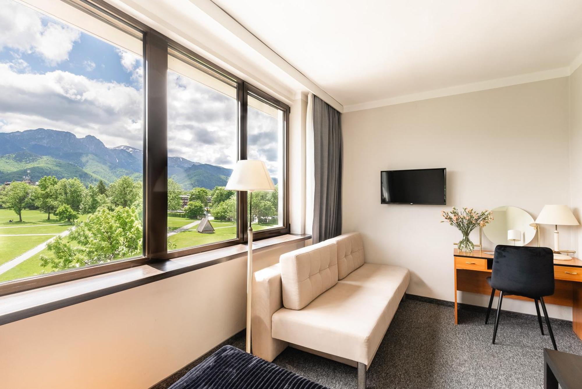 Hotel Helios 300M Od Krupowek Nowy Basen Od 12 Lipca Zakopane Eksteriør billede