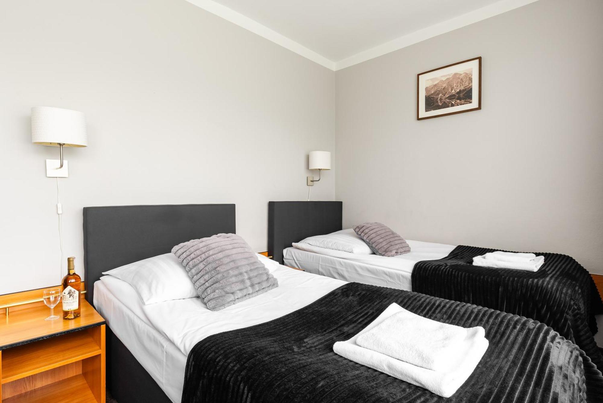 Hotel Helios 300M Od Krupowek Nowy Basen Od 12 Lipca Zakopane Eksteriør billede